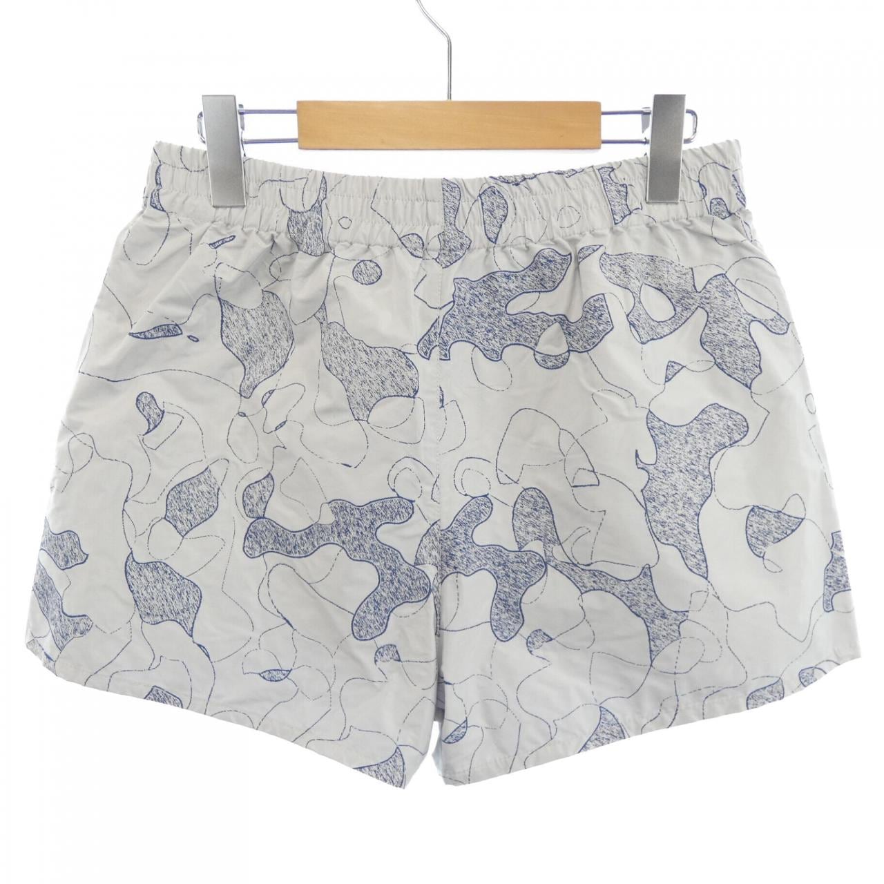 クリスチャンディオール CHRISTIAN DIOR 047P21A2863 ショートパンツ