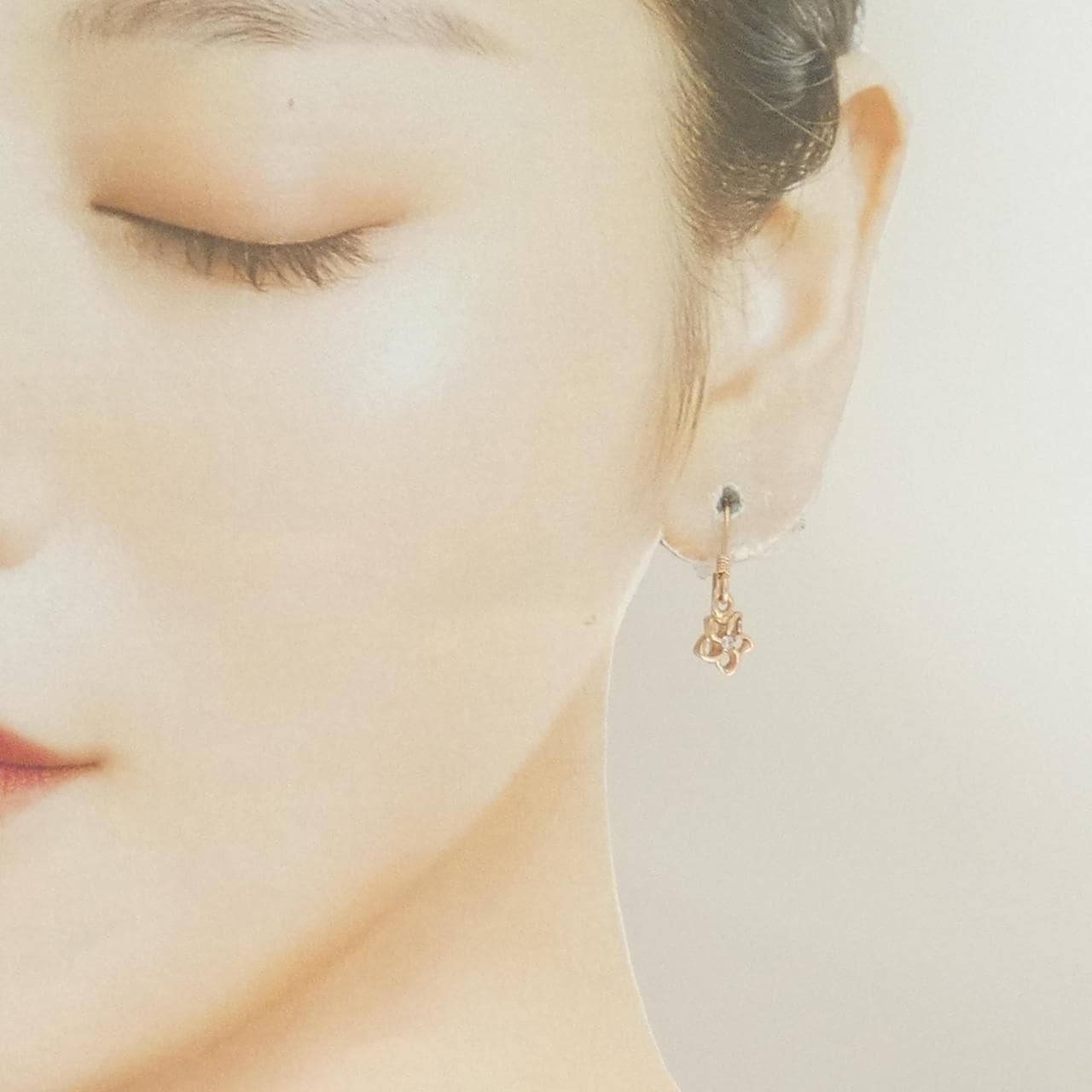 14KPG フラワー キュービック ピアス