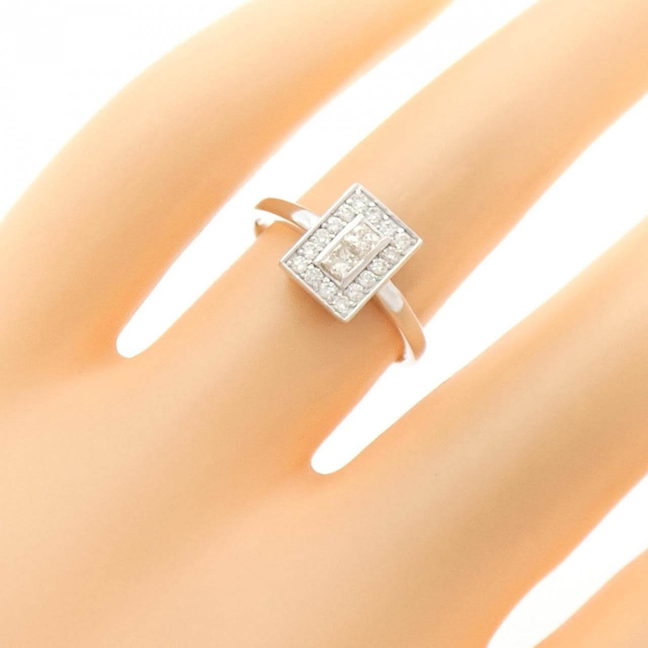 K18WG ダイヤモンド リング 0.30CT