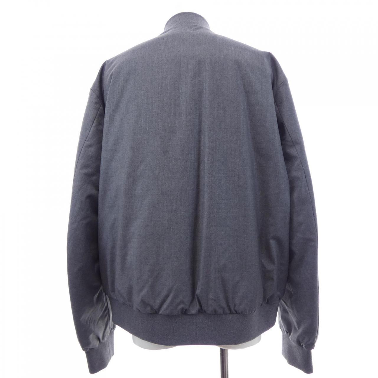 モンクレール MONCLER AVER ダウンジャケット
