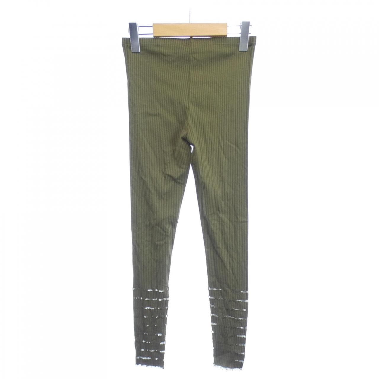 百褶PLEATS PLEASE褲子