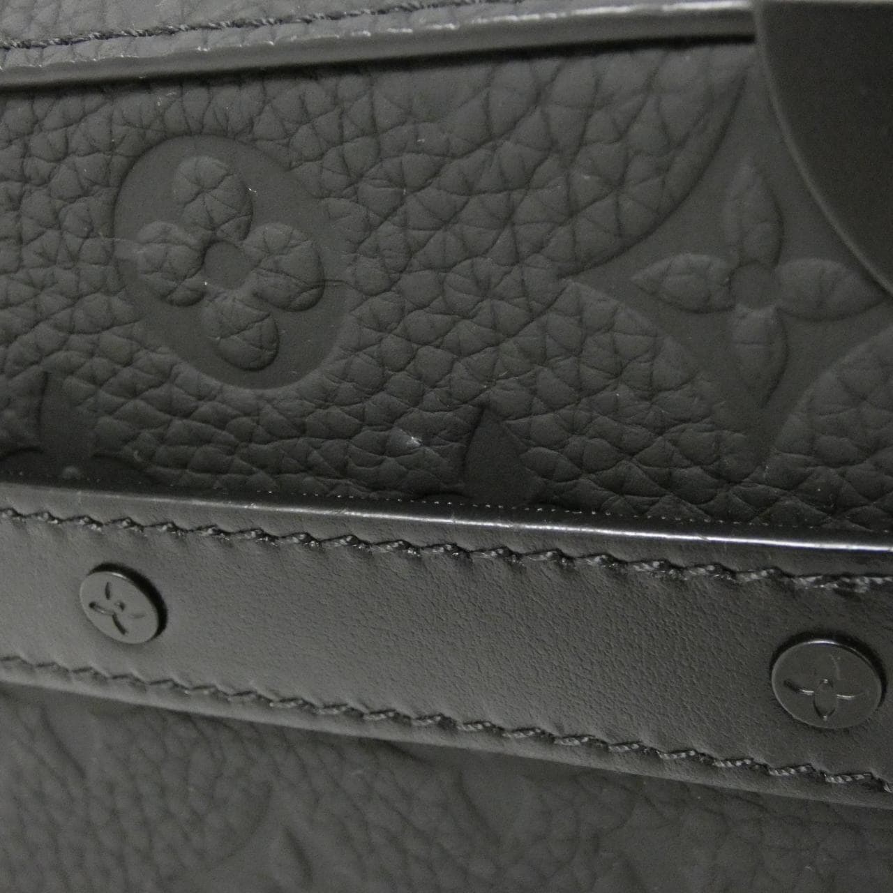 ルイヴィトン トリヨン モノグラム ハンドル ソフト トランク M59163 ショルダーバッグ