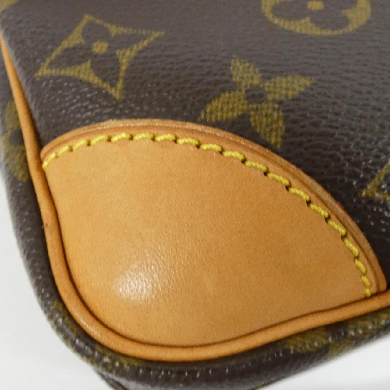 ルイヴィトン モノグラム ナイル M45244 ショルダーバッグ