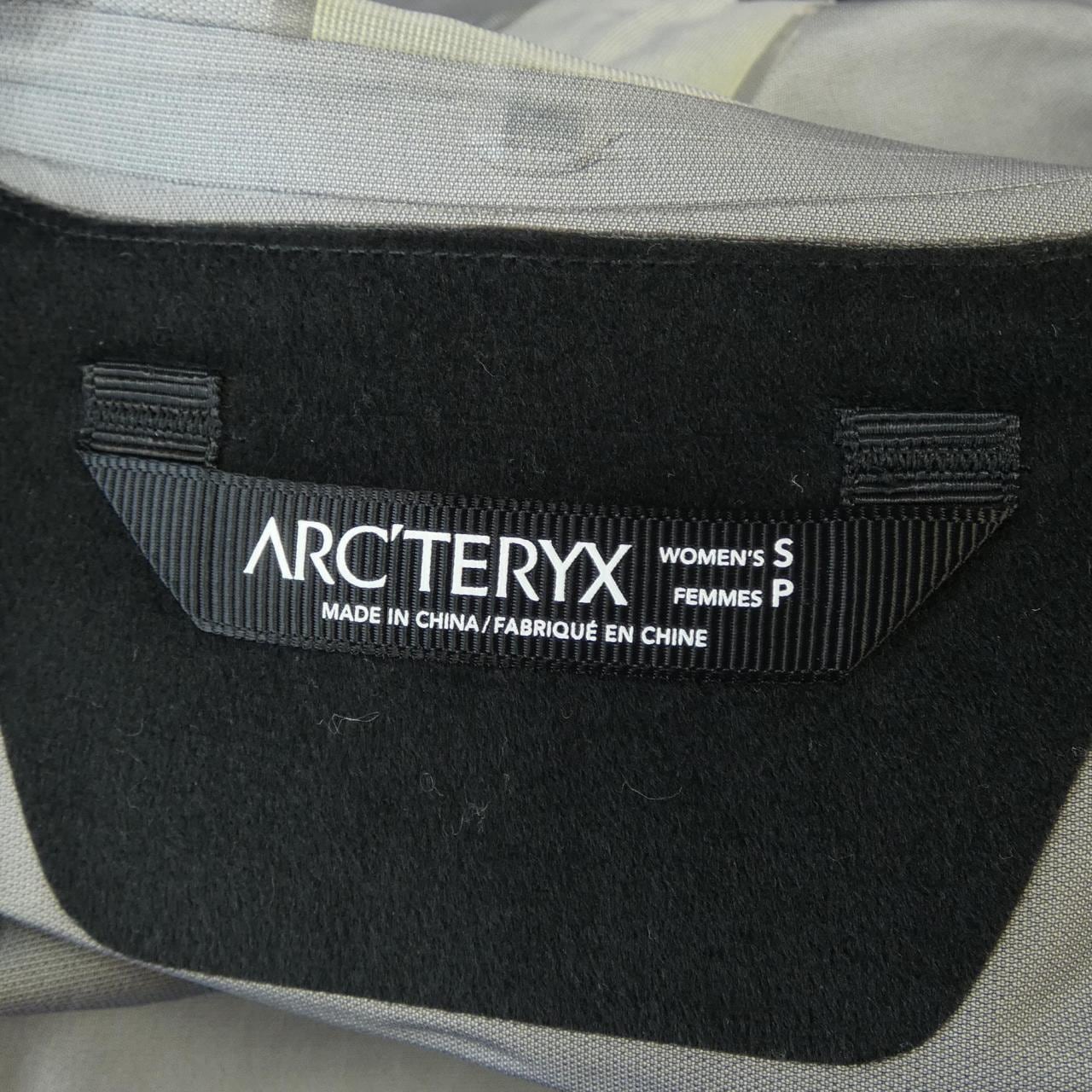 アークテリクス ARC'TERYX 16113 コート