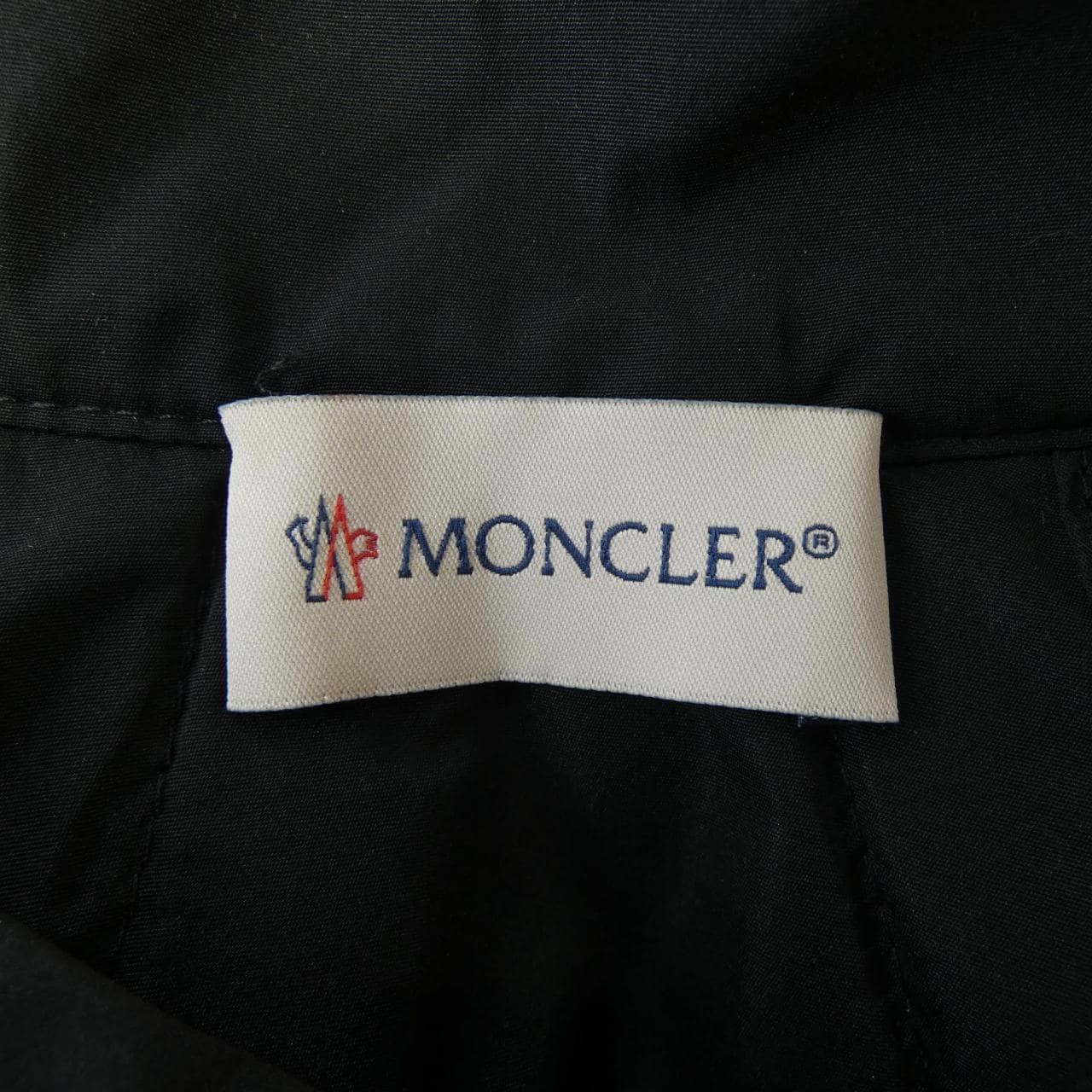 モンクレール MONCLER H20939B00007 M1131 カーディガン