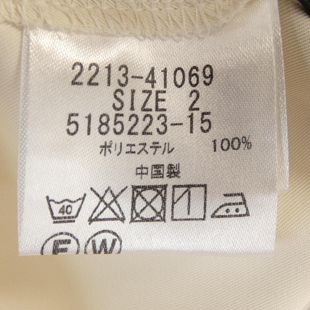 クィーンズコート QUEENS COURT トップス