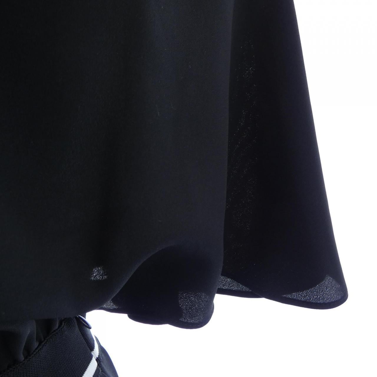 ミュウミュウ MIU MIU MIU MIU ロゴ DNA021 12W3 ワンピース