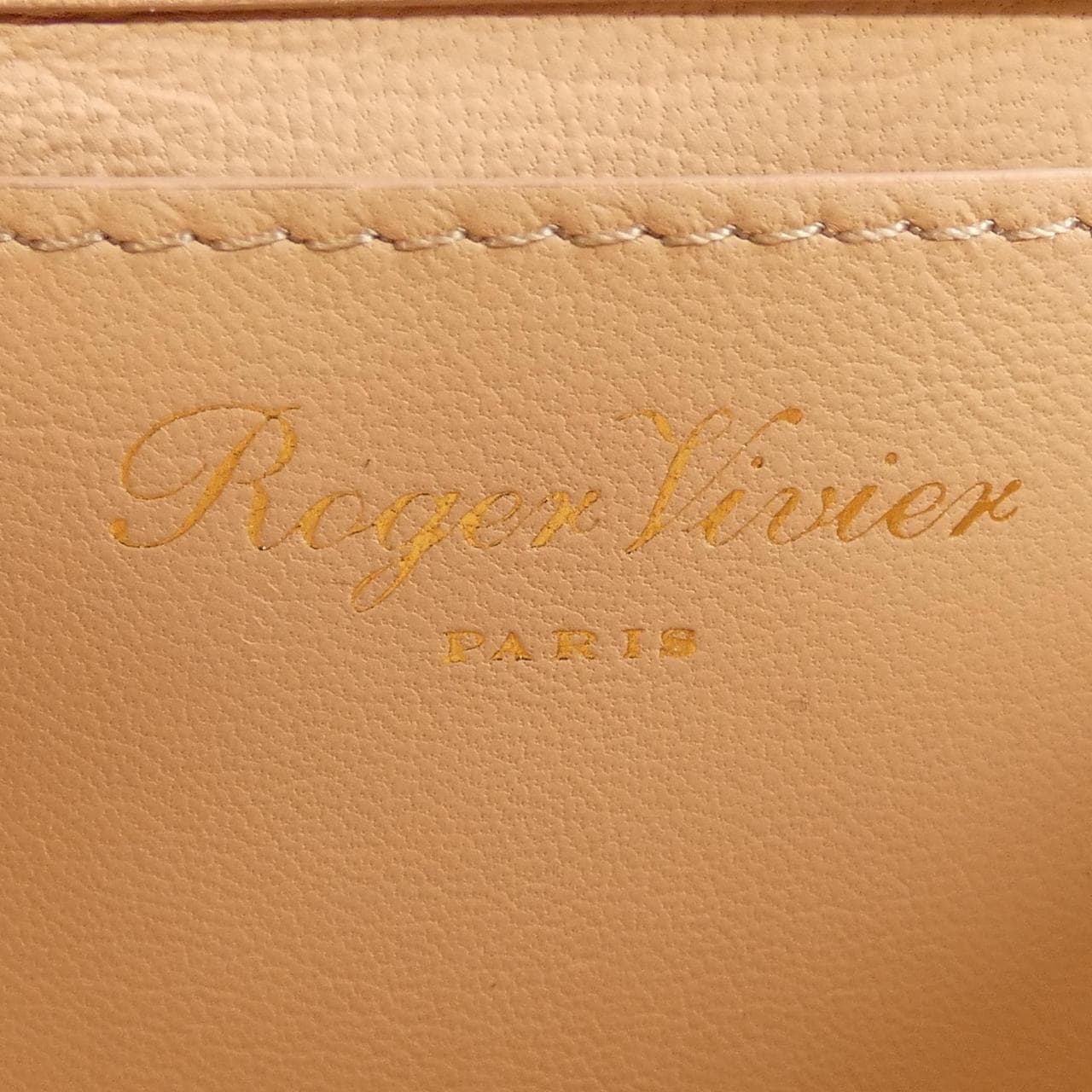 ロジェヴィヴィエ ROGER VIVIER BAG