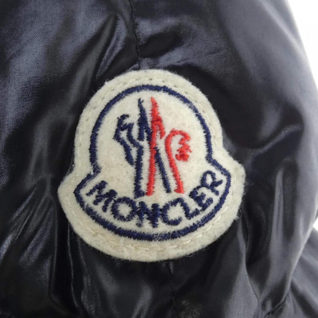 モンクレール MONCLER ALBIZIA ダウンコート