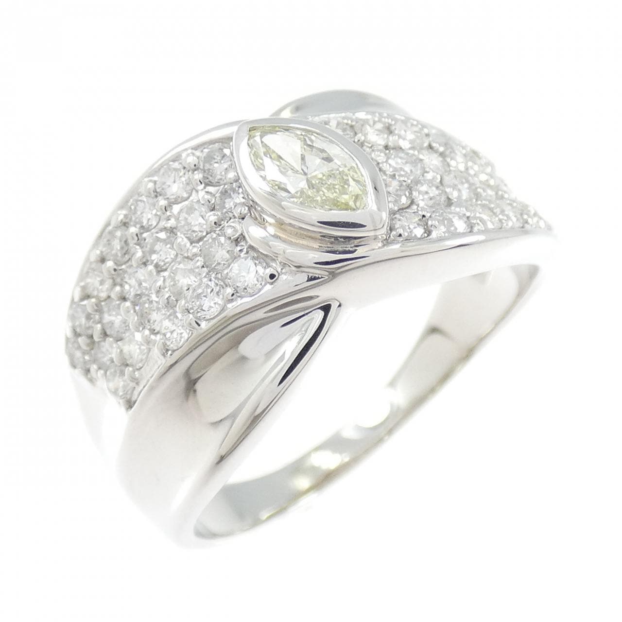 PT900 ダイヤモンド リング