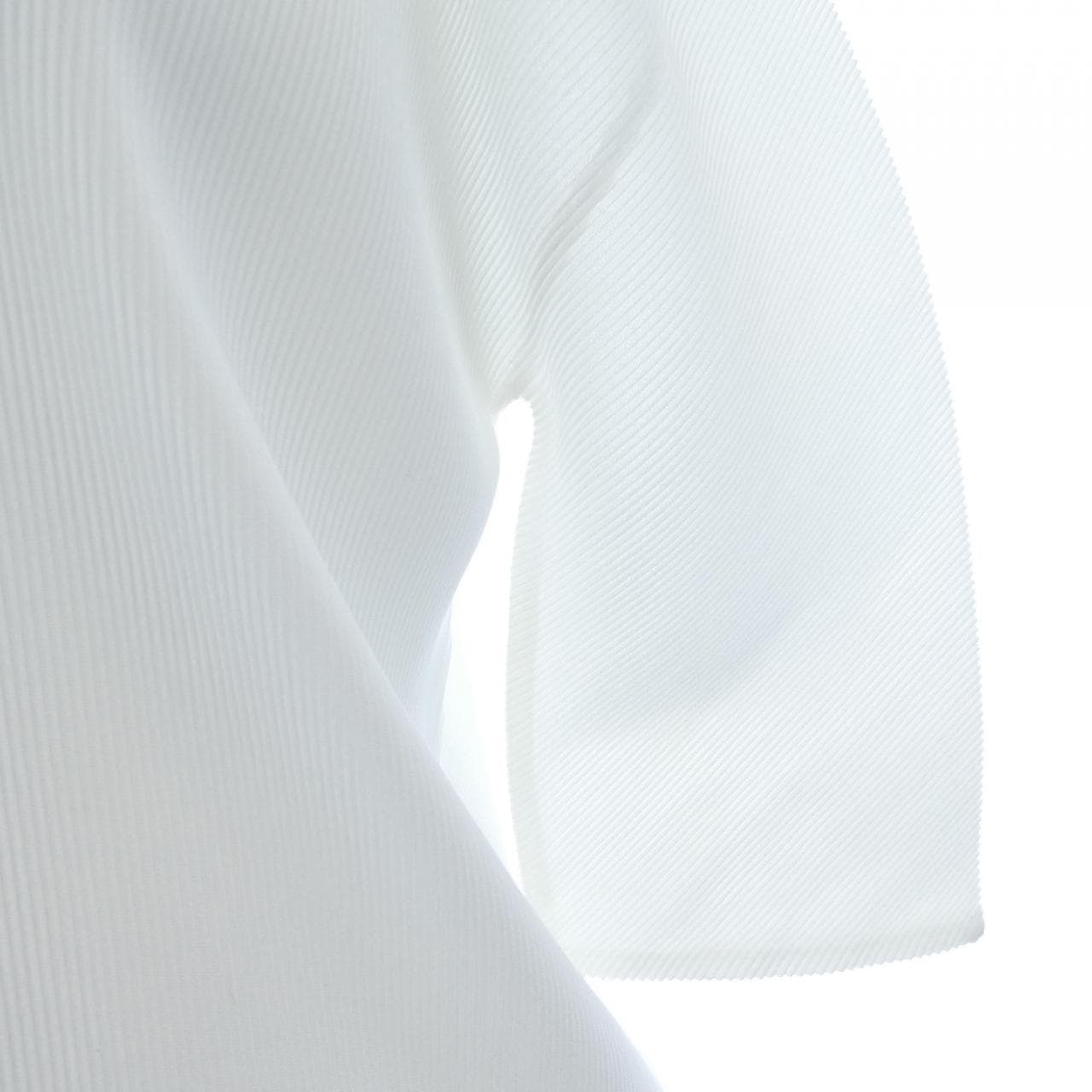 プリーツプリーズ PLEATS PLEASE トップス