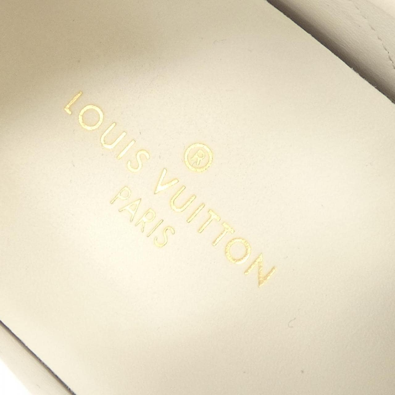 ルイヴィトン LOUIS VUITTON パテントモノグラムキャンバス LV エスカル タイムアウトライン スニーカー