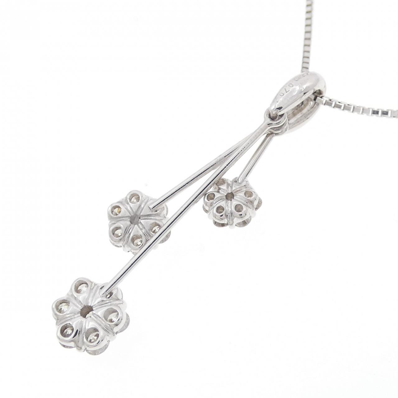 K18WG/750WG フラワー ダイヤモンド ネックレス 0.70CT