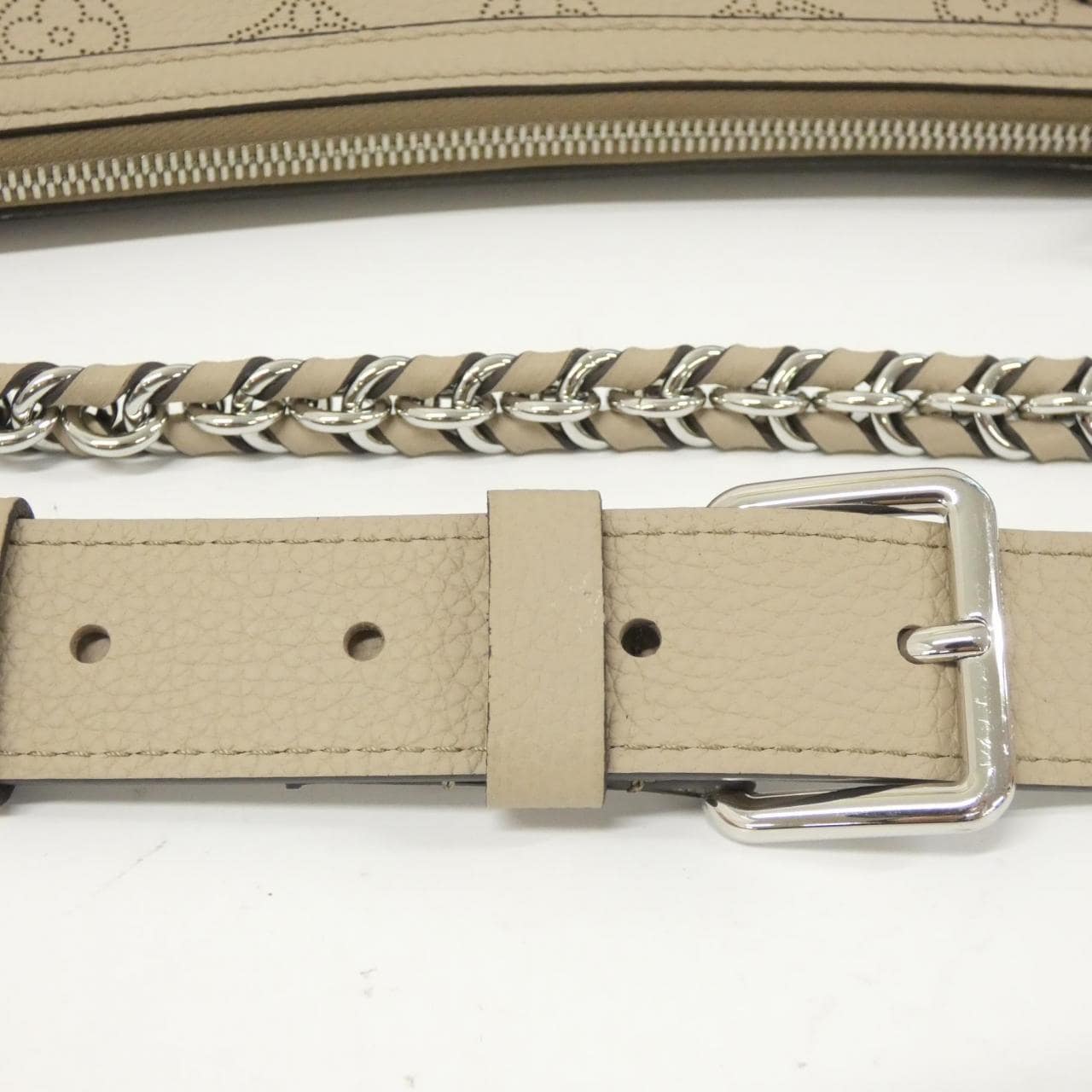 LOUIS VUITTON Mahina Hand It All PM M24255 肩背包