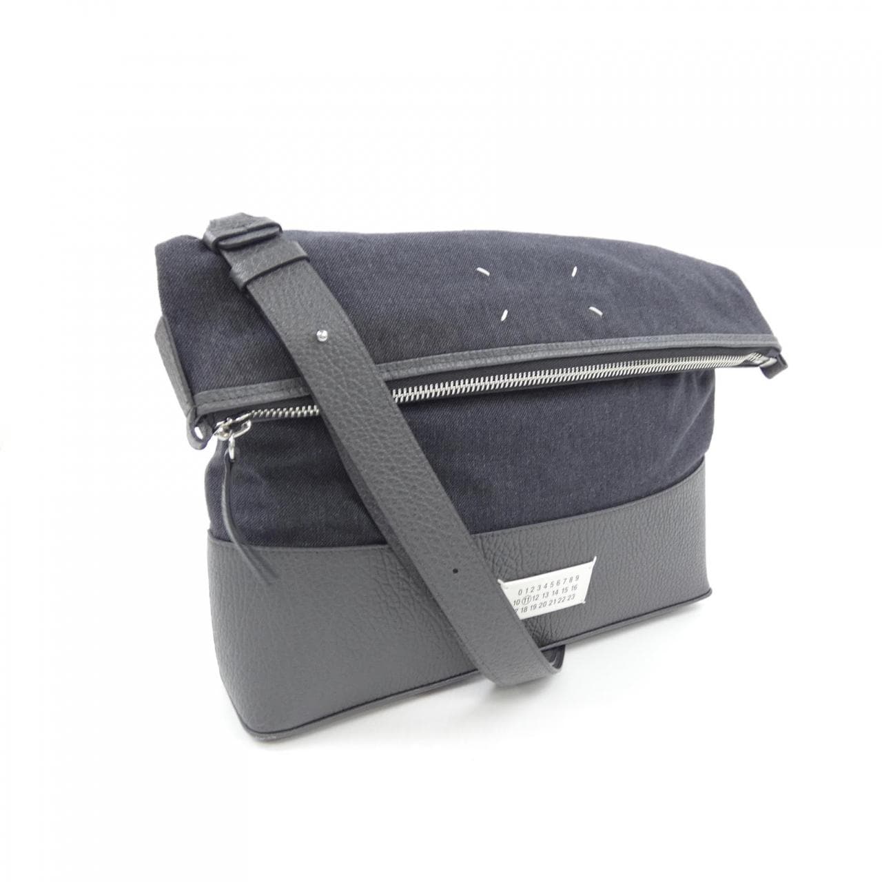 メゾンマルジェラ Maison Margiela SB1WG0043 BAG