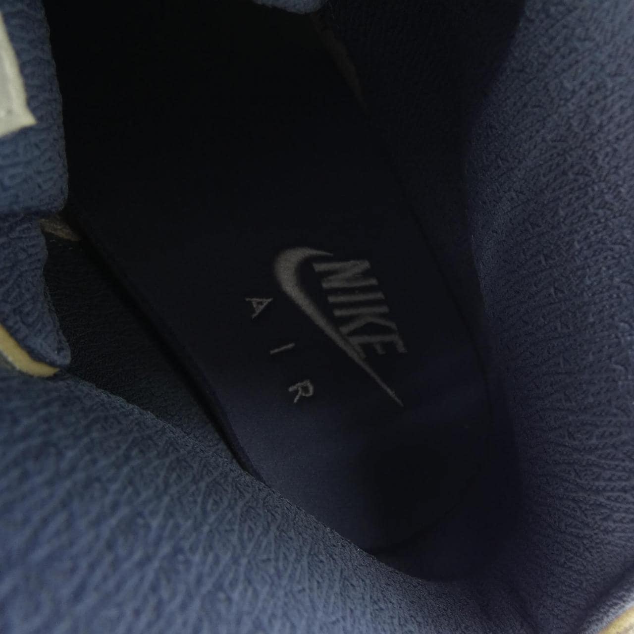 ナイキ ジョーダン NIKE JORDAN FZ5758-004 スニーカー