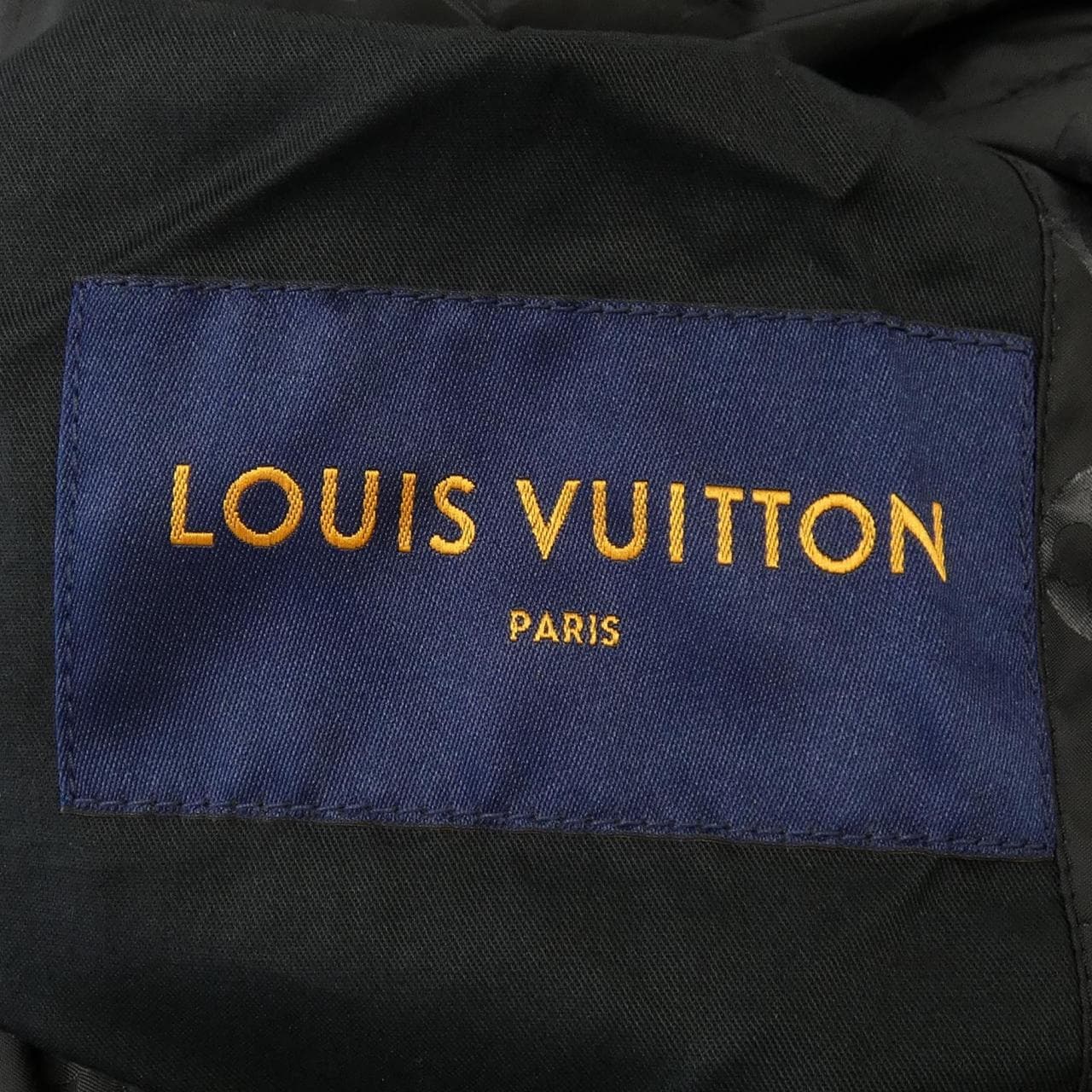 ルイヴィトン LOUIS VUITTON リバーシブルレザーナイロン HIL47WTKV レザージャケット