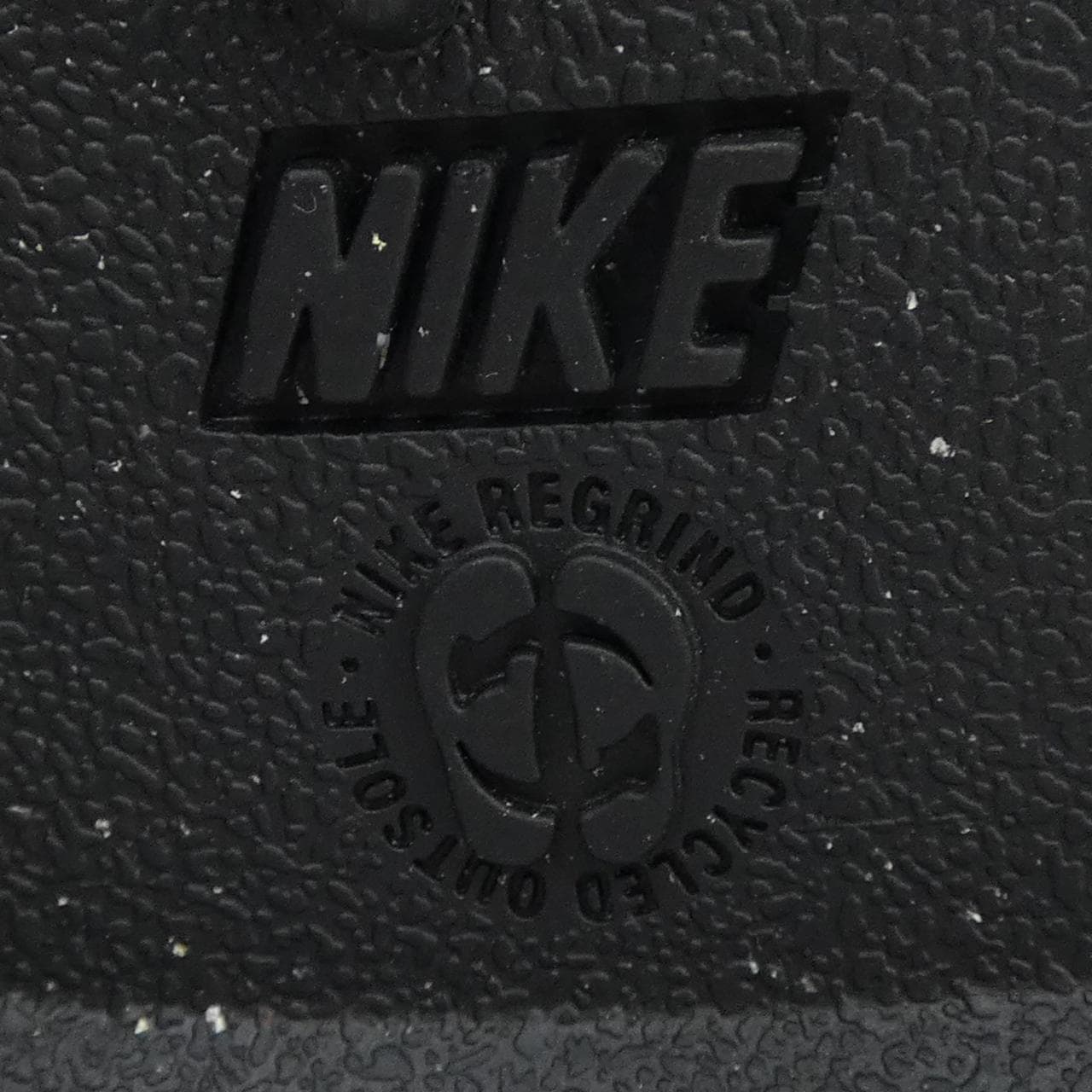 ナイキ NIKE FD0212-200 ブーツ