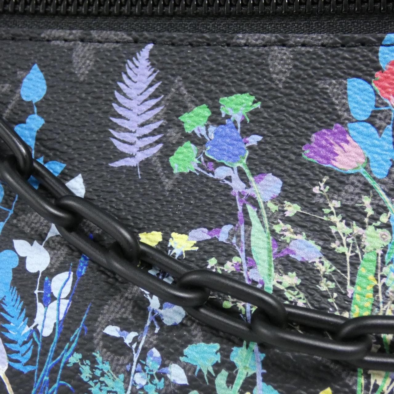 ルイヴィトン モノグラム エクリプス フォリアージュ ミニ ソフトトランク M69072 ショルダーバッグ