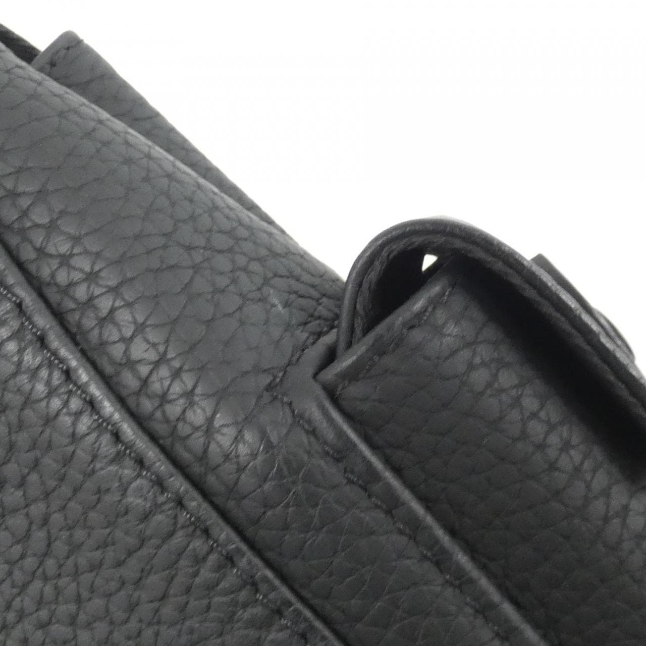 ルイヴィトン トリヨン クリストファーXS M58495 ショルダーバッグ