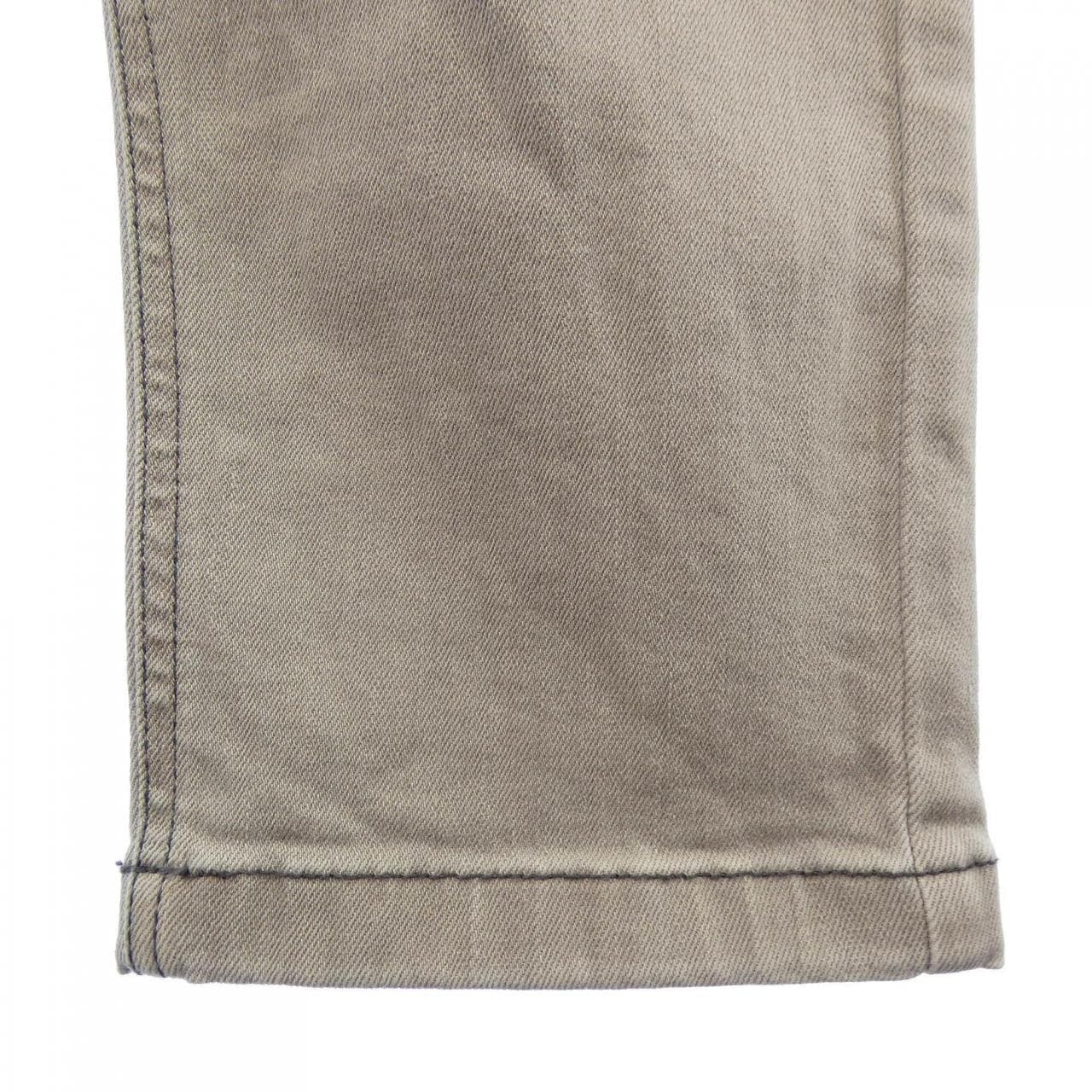 アントレアミ ENTRE AMIS ジーンズ