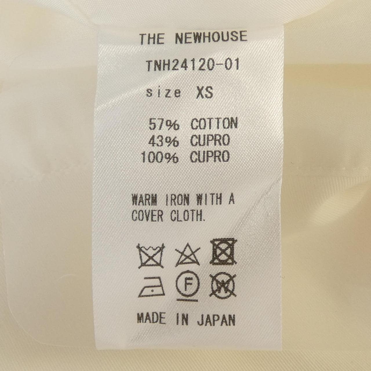 ザニューハウス THE NEWHOUSE ジャケット