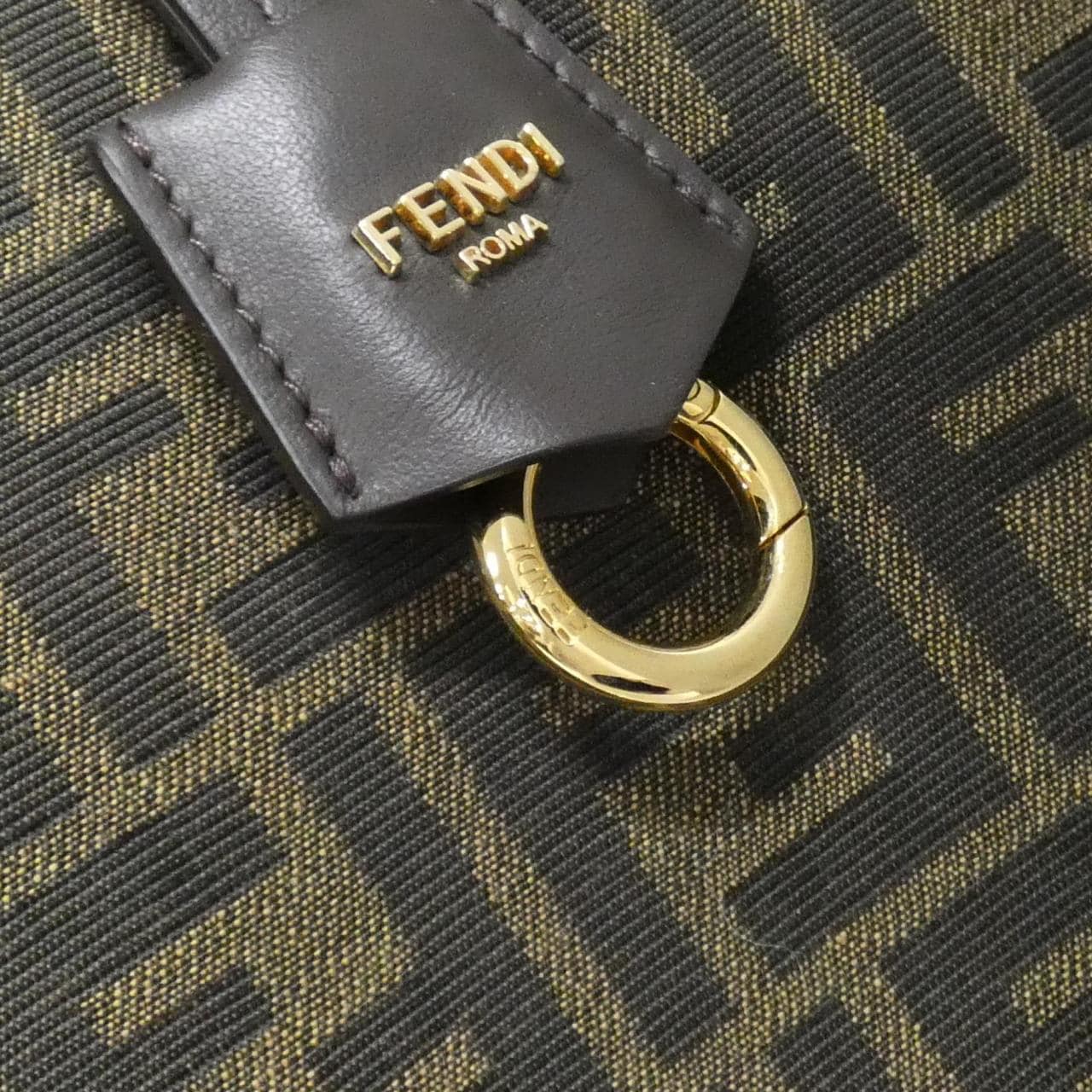 フェンディ フェンディ オリガミ ミディアム 8BH414 AFPM ショルダーバッグ