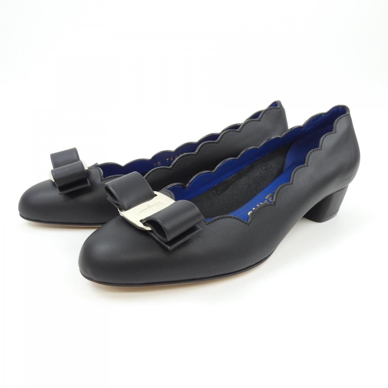 サルヴァトーレフェラガモ SALVATORE FERRAGAMO パンプス