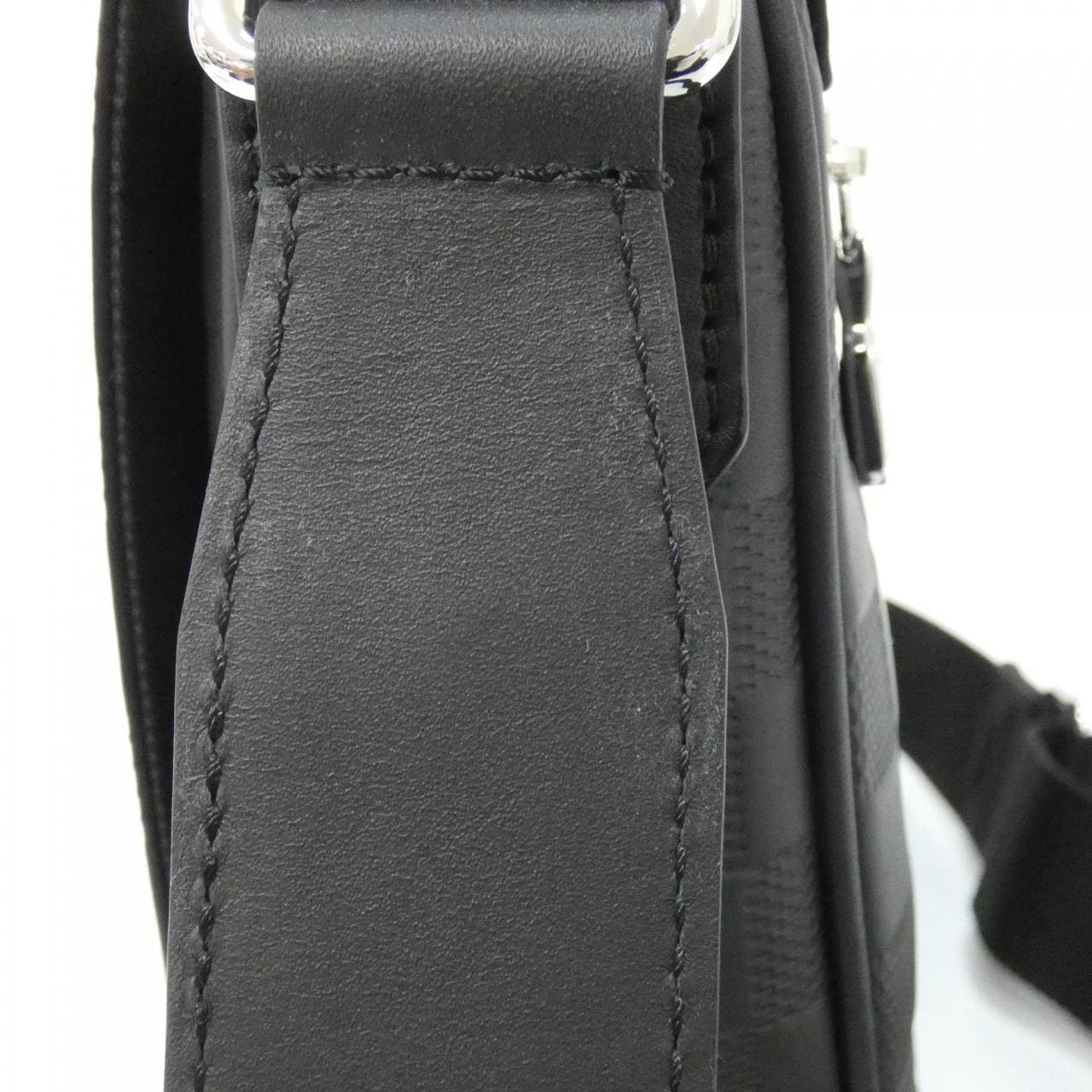 ルイヴィトン ダミエ アンフィニ ディストリクト PM N42711 ショルダーバッグ