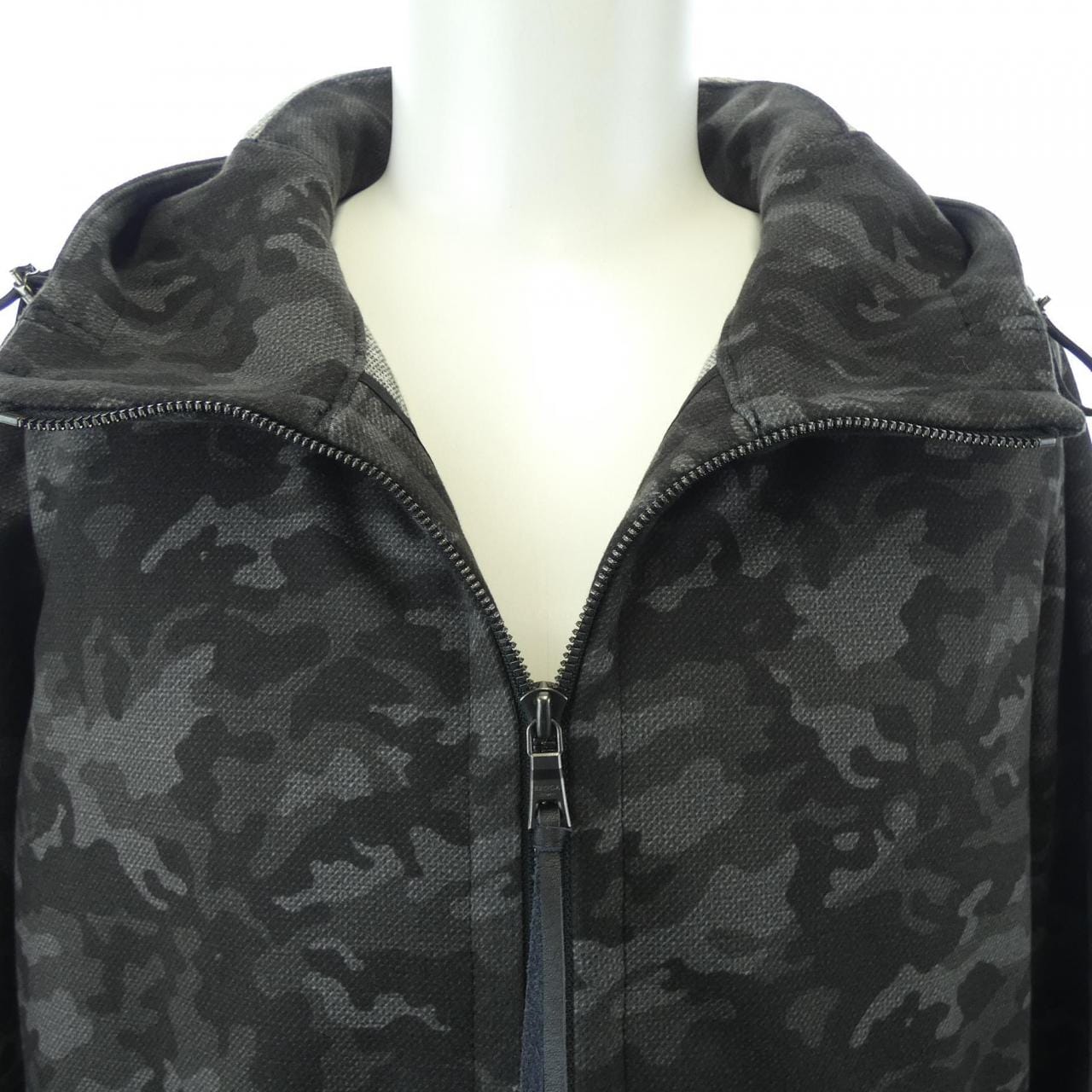 エポカウォモ EPOCA UOMO M1F14-819-07 パーカー