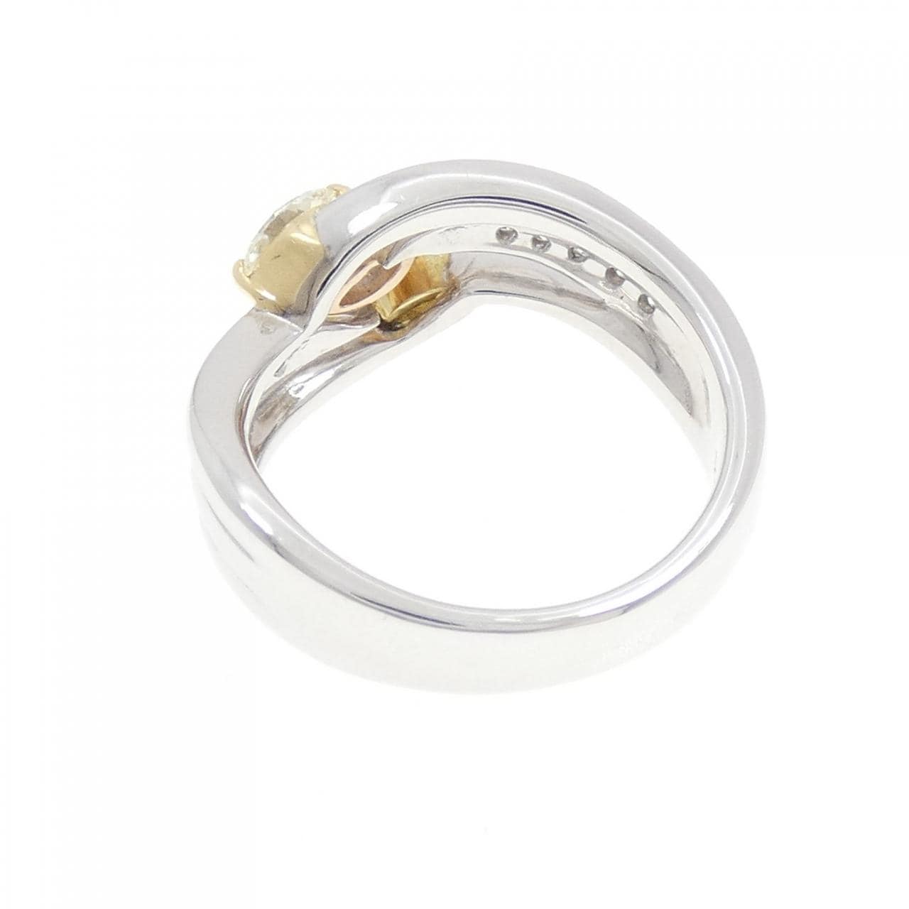 K18スリーカラー ダイヤモンド リング 0.176CT FLOP VS2 マーキスカット