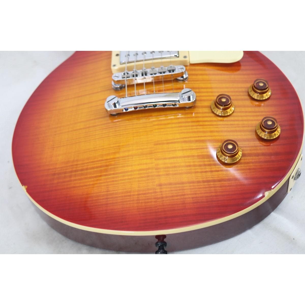 ＥＰＩＰＨＯＮＥ　ＬＥＳ　ＰＡＵＬ　ＳＴＡＮＤＡＲＤ