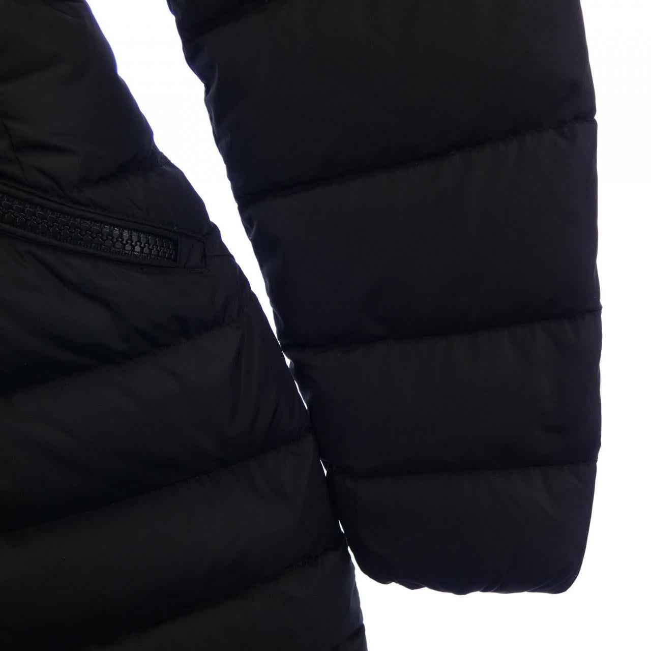 モンクレール MONCLER ダウンコート