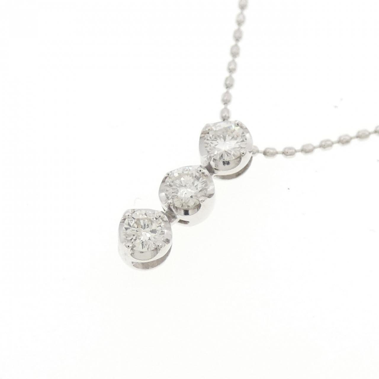 K18WG スリーストーン ダイヤモンド ネックレス 0.25CT
