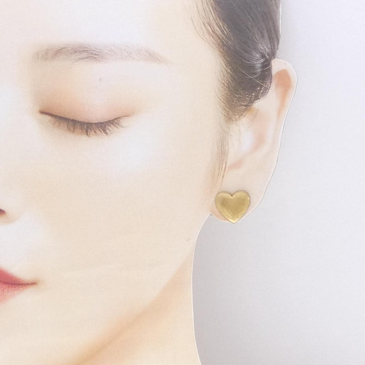 マリハ トゥルーラブ ピアス