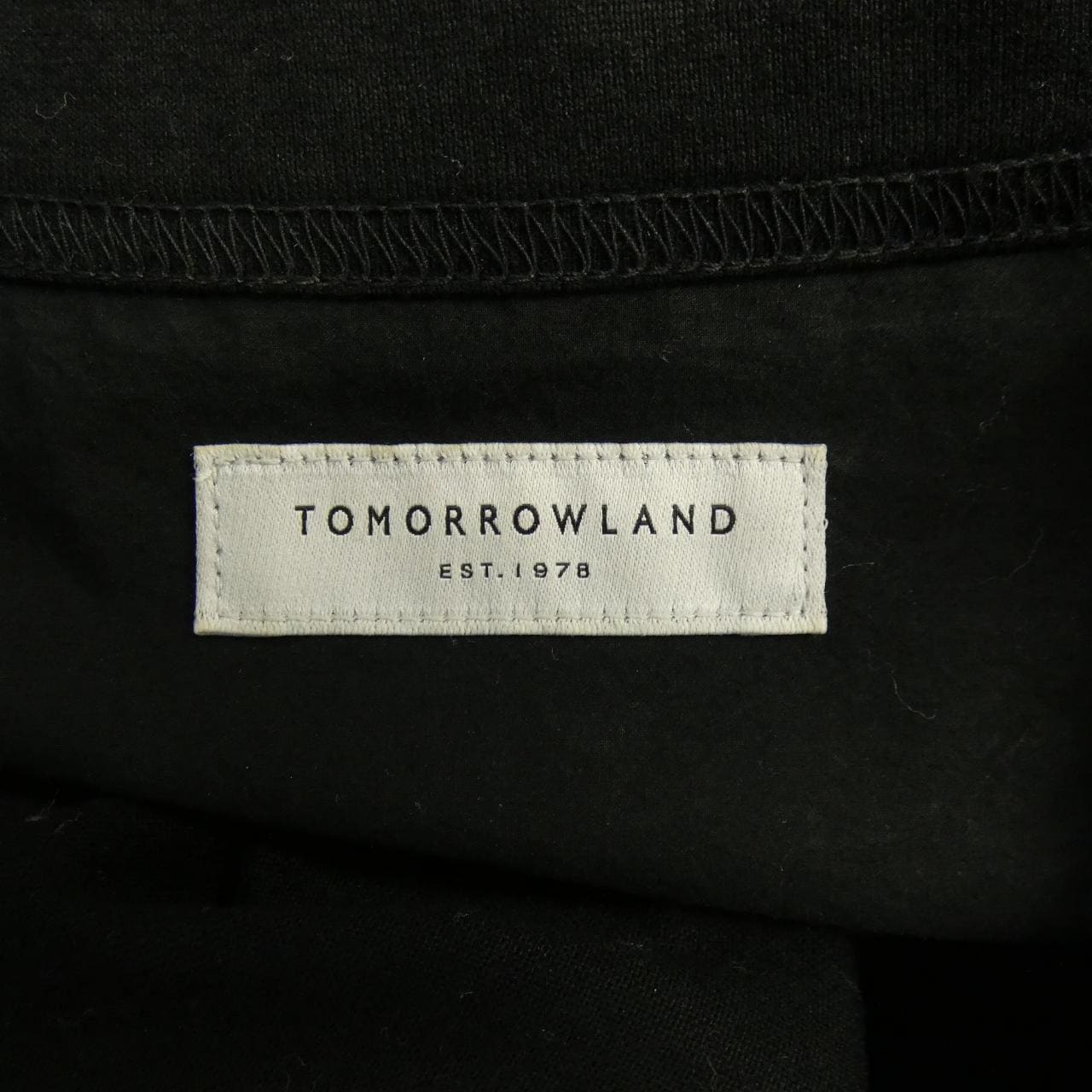 トゥモローランド TOMORROW LAND Tシャツ