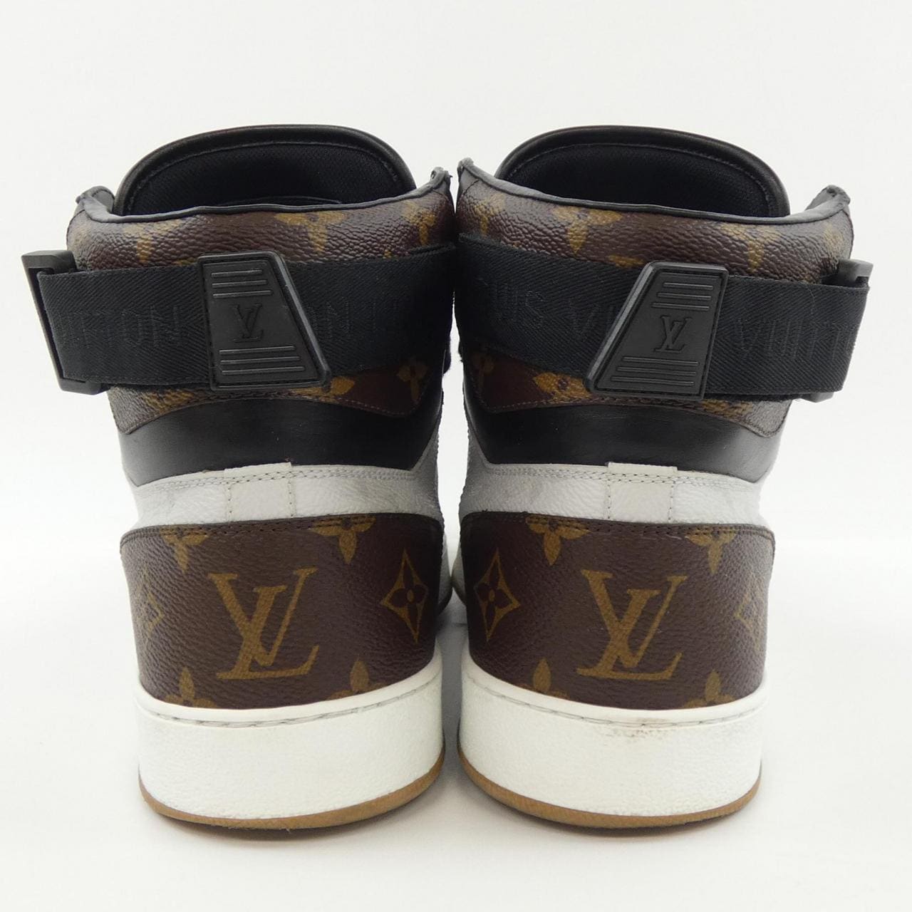 ルイヴィトン LOUIS VUITTON リヴォリライン スニーカー