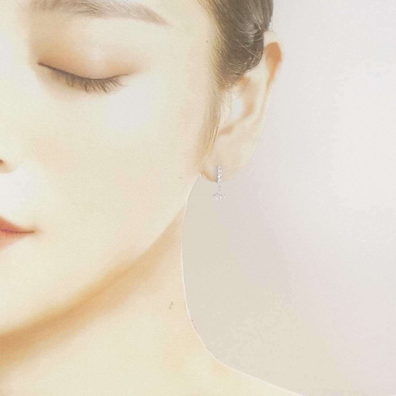 K18WG ダイヤモンド ピアス 0.52CT