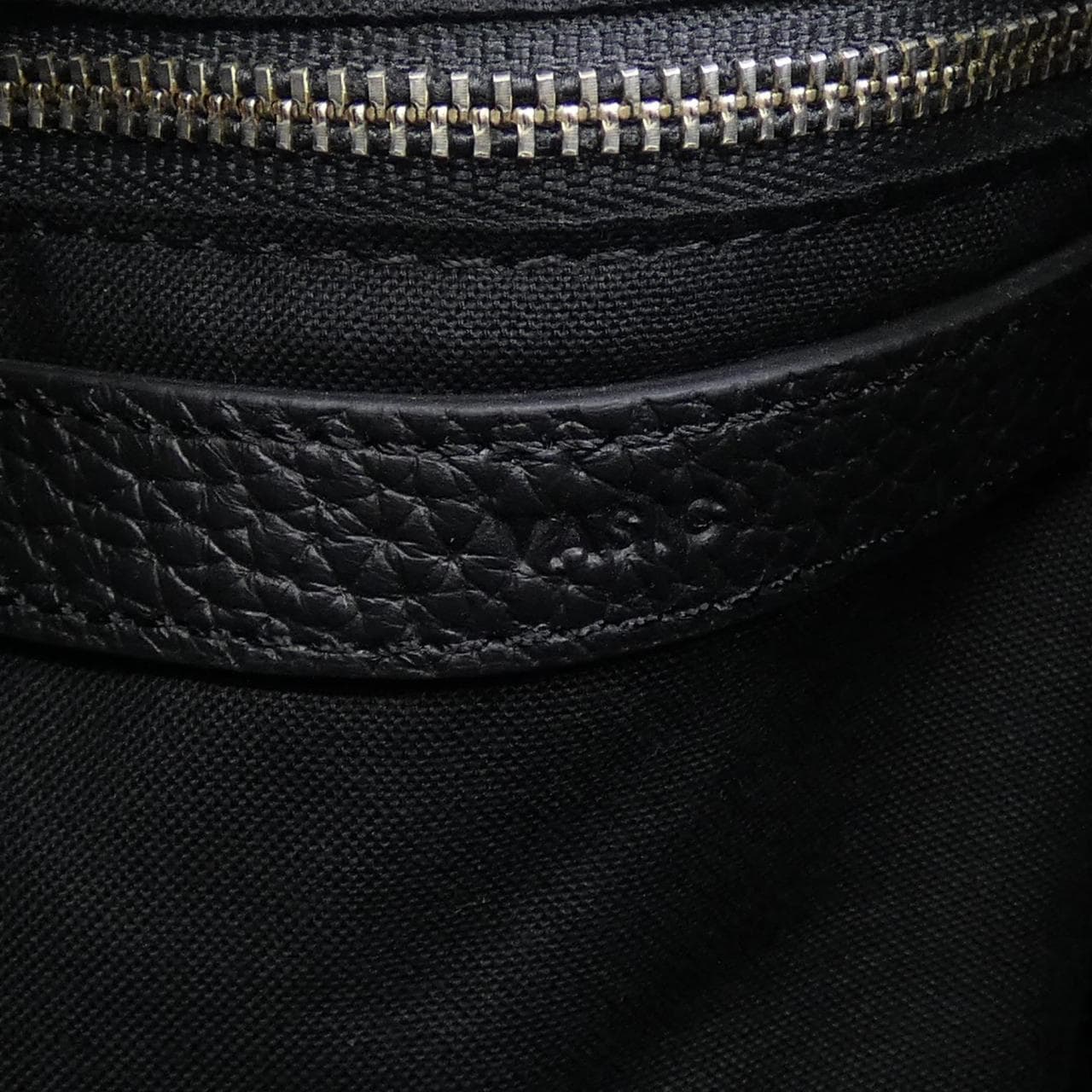 ヴァジック VASIC BOND MINI BAG