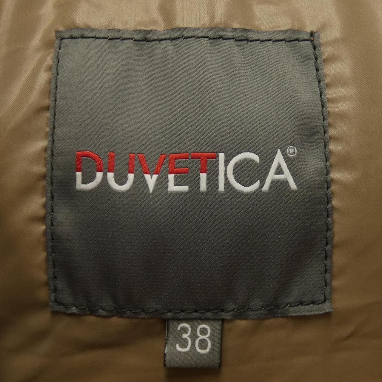 デュベティカ DUVETICA ダウンベスト