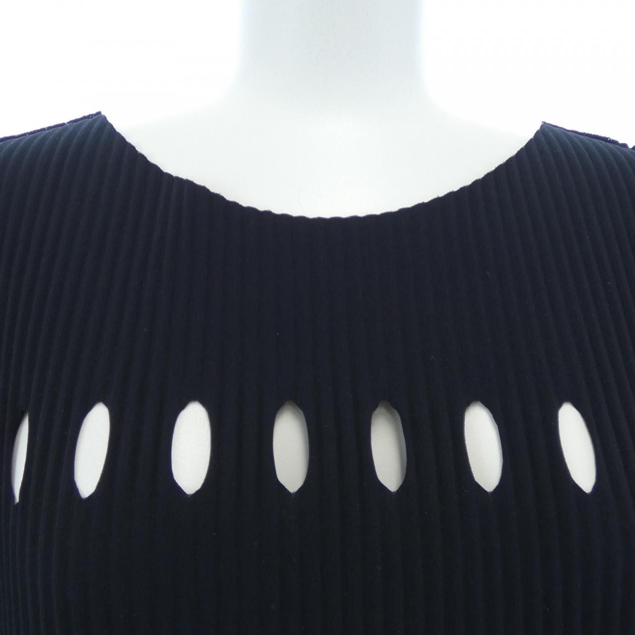 ミーイッセイミヤケ me ISSEY MIYAKE MI32KK772 トップス