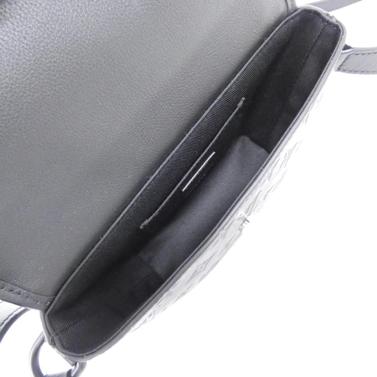 【未使用品】ルイヴィトン　モノグラム　シャドウ　パルス　ウェアラブル　ウォレット　Ｍ１２６３６　ショルダーバッグ