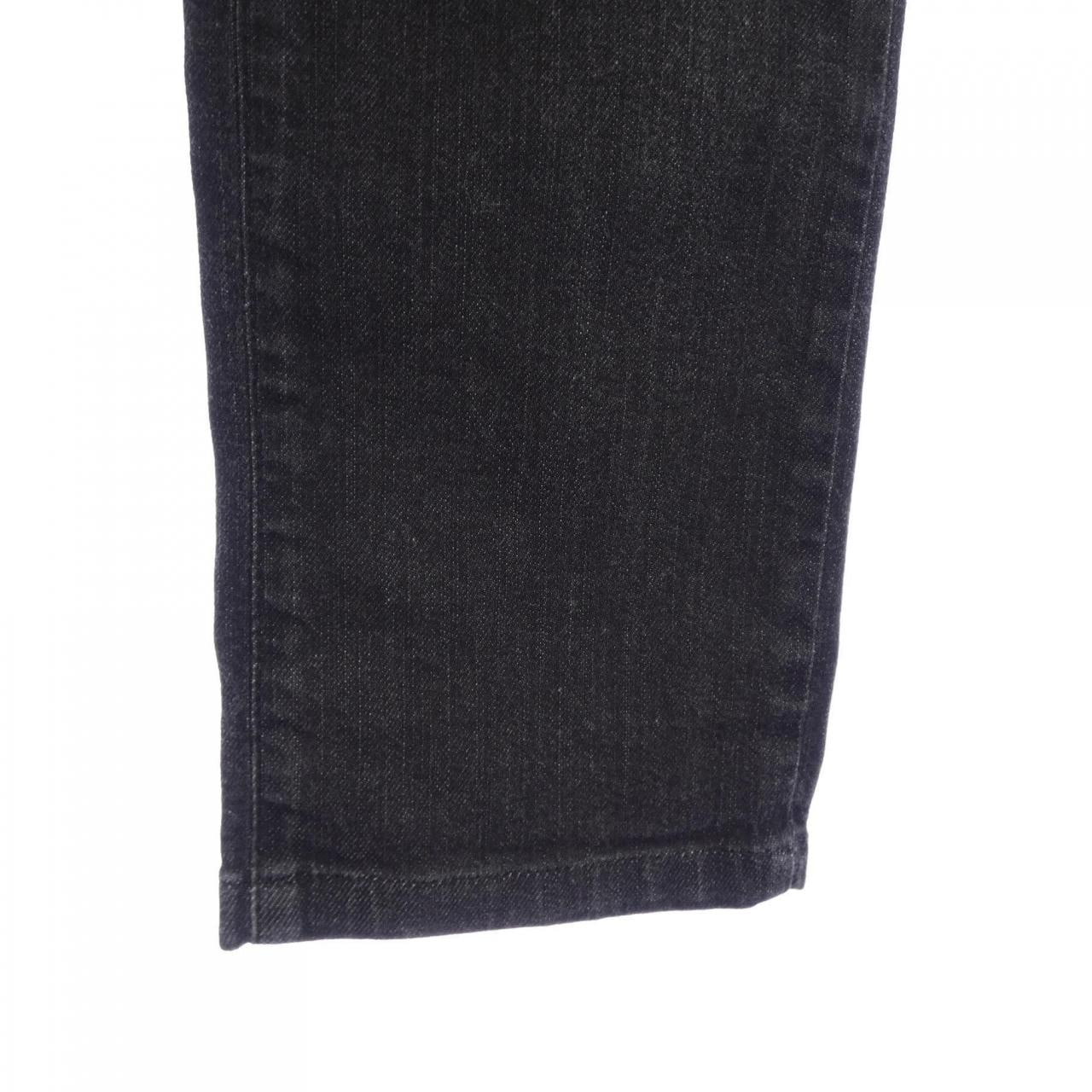 サルヴァトーレフェラガモ SALVATORE FERRAGAMO ジーンズ