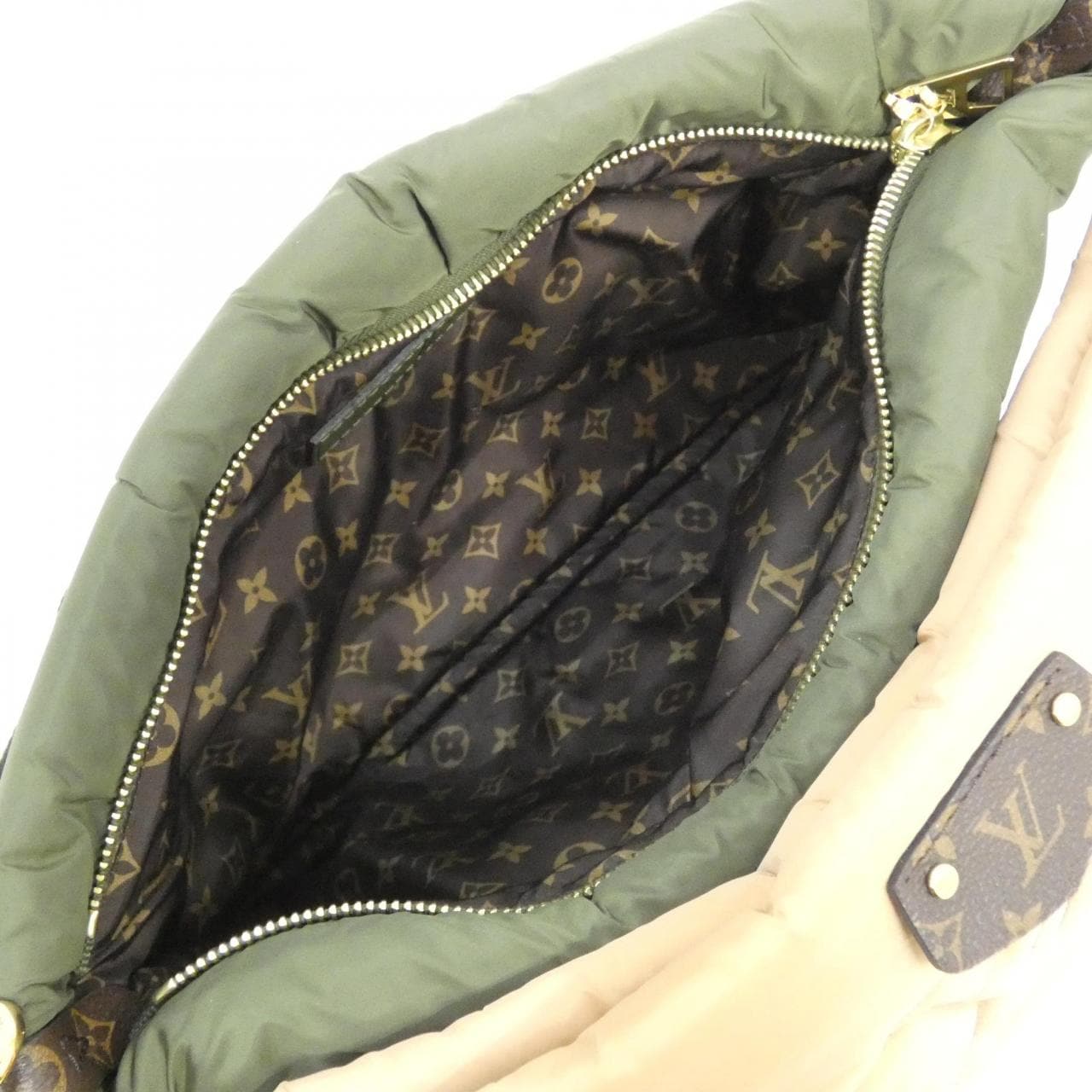 ルイヴィトン LVピロー マキシ ミュルティ ポシェット アクセソワール M58977 ショルダーバッグ