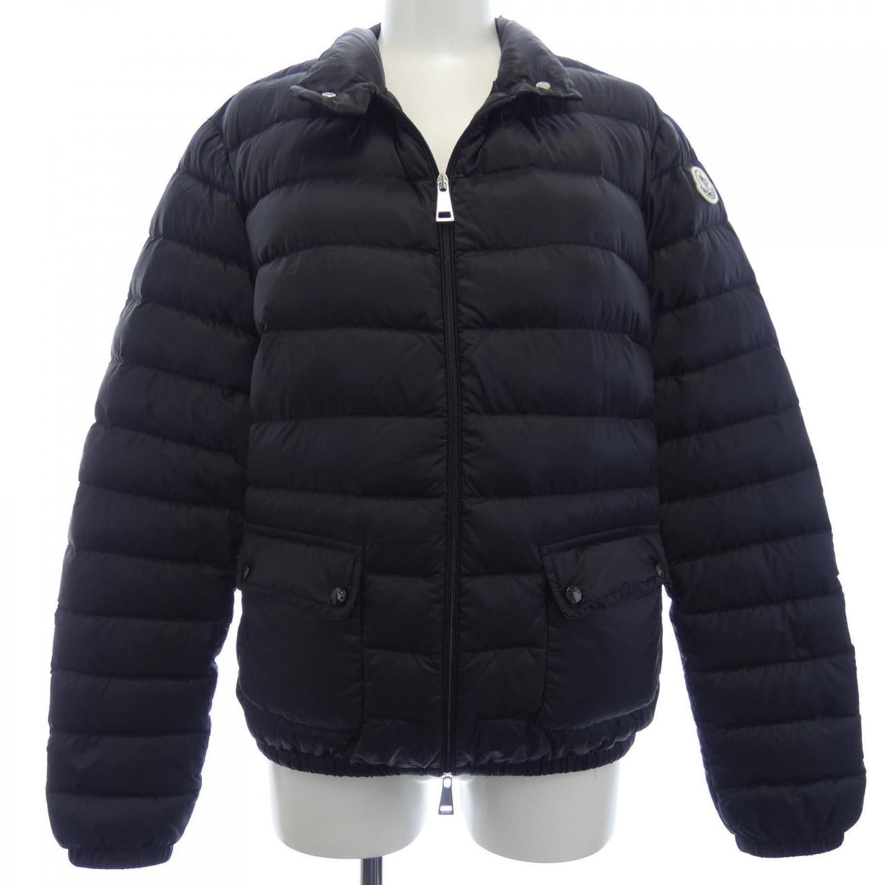 モンクレール MONCLER ダウンジャケット