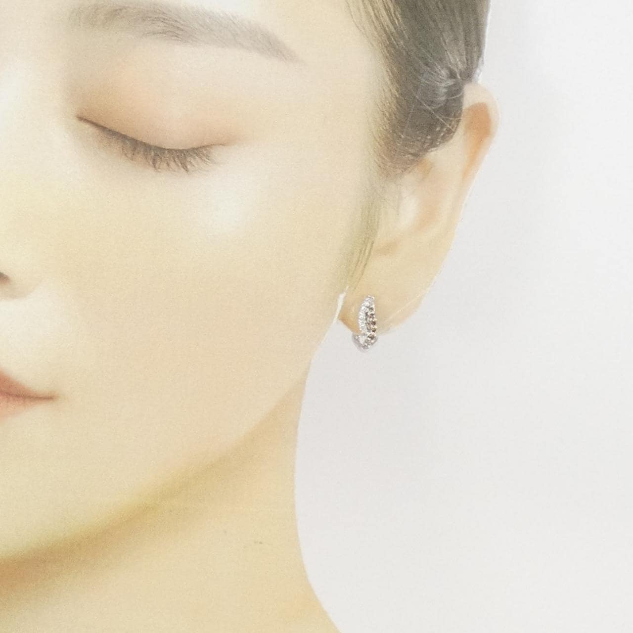 K18WG鑽石耳環/耳夹0.50CT
