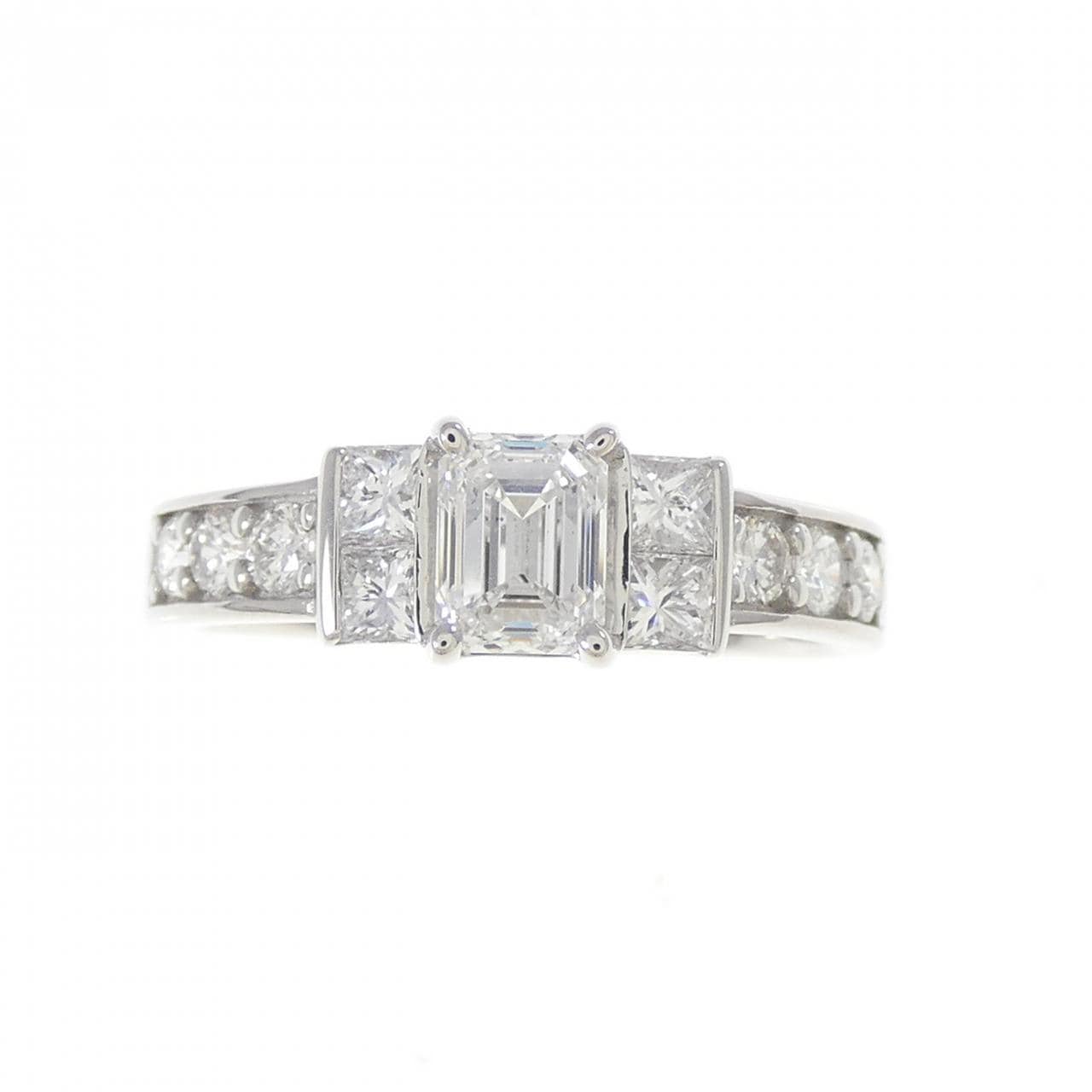 ジーエスティービー ダイヤモンド リング 0.50CT