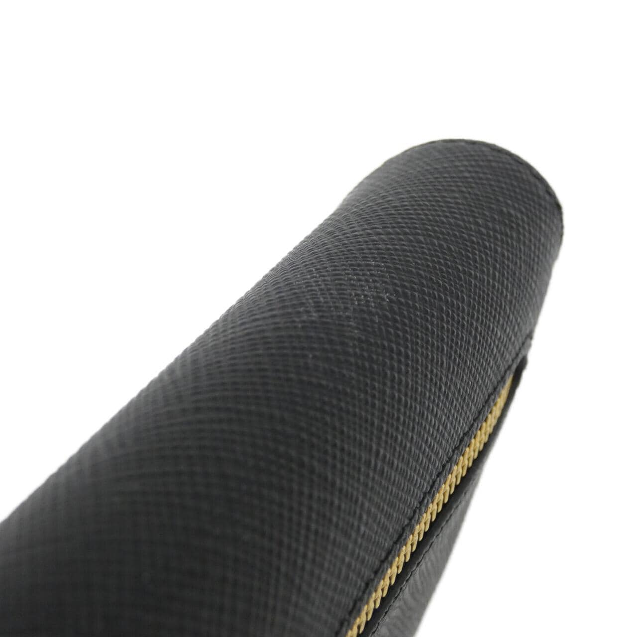 プラダ 1MH132 財布