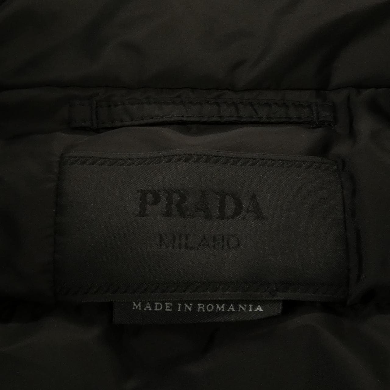 プラダ PRADA トライアングルロゴ SGB033 S191 1WQ9 ダウンベスト