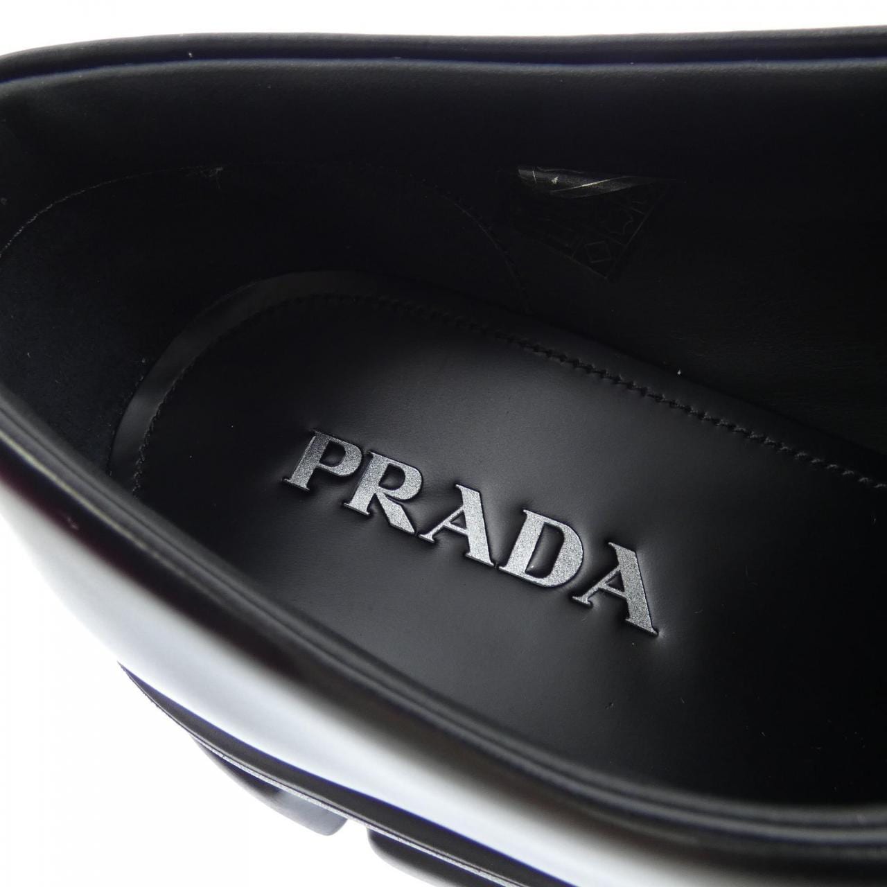 プラダ PRADA モノリスブラッシュドレザーローファー 2DE129 シューズ